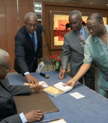 Dedicace-Livre-Menin-Messou-0028 Dedicace-Livre-Menin-Messou-0028